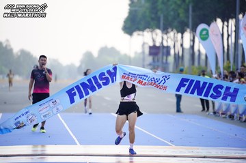 BINH DUONG NEW CITY HALF MARATHON 2024 - Ảnh #1771925