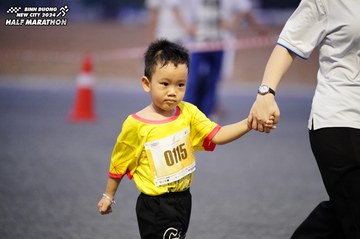 BINH DUONG NEW CITY HALF MARATHON 2024 - Ảnh #1725914