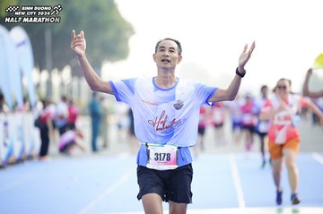 BINH DUONG NEW CITY HALF MARATHON 2024 - Ảnh #1759472