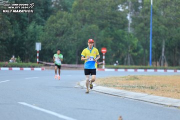 BINH DUONG NEW CITY HALF MARATHON 2024 - Ảnh #1735530