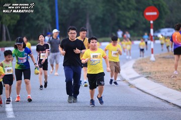 BINH DUONG NEW CITY HALF MARATHON 2024 - Ảnh #1726742