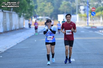 BINH DUONG NEW CITY HALF MARATHON 2024 - Ảnh #1769435