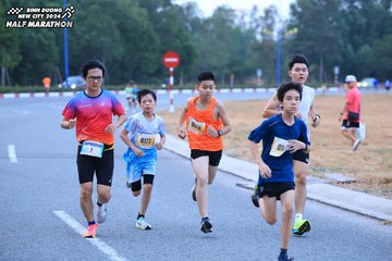 BINH DUONG NEW CITY HALF MARATHON 2024 - Ảnh #1726040