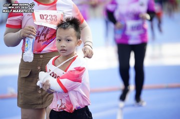 BINH DUONG NEW CITY HALF MARATHON 2024 - Ảnh #1760050