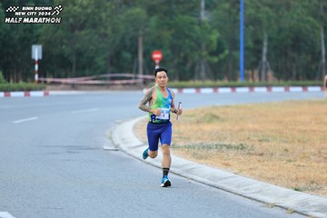 BINH DUONG NEW CITY HALF MARATHON 2024 - Ảnh #1735397