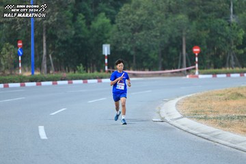 BINH DUONG NEW CITY HALF MARATHON 2024 - Ảnh #1735064