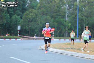 BINH DUONG NEW CITY HALF MARATHON 2024 - Ảnh #1735765