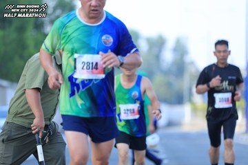 BINH DUONG NEW CITY HALF MARATHON 2024 - Ảnh #1766540