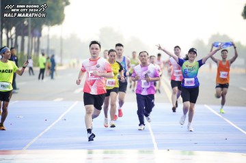BINH DUONG NEW CITY HALF MARATHON 2024 - Ảnh #1758562