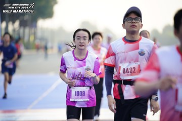 BINH DUONG NEW CITY HALF MARATHON 2024 - Ảnh #1761284