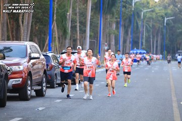 BINH DUONG NEW CITY HALF MARATHON 2024 - Ảnh #1756348