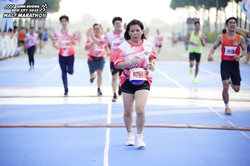 BINH DUONG NEW CITY HALF MARATHON 2024 - Ảnh #1762699