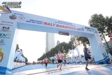 BINH DUONG NEW CITY HALF MARATHON 2024 - Ảnh #1821214