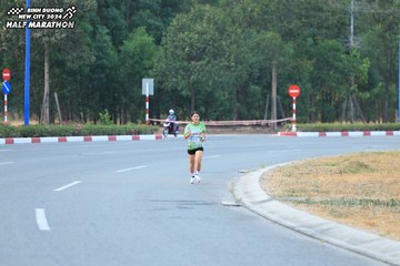 BINH DUONG NEW CITY HALF MARATHON 2024 - Ảnh #1735165