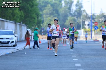 BINH DUONG NEW CITY HALF MARATHON 2024 - Ảnh #1766572