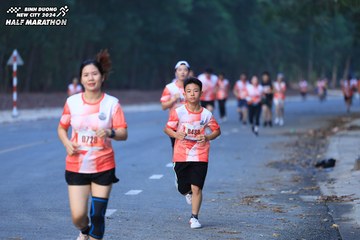 BINH DUONG NEW CITY HALF MARATHON 2024 - Ảnh #1750043