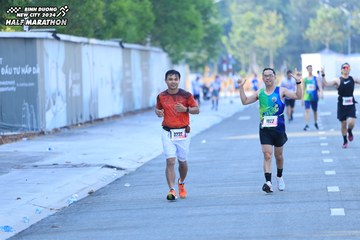 BINH DUONG NEW CITY HALF MARATHON 2024 - Ảnh #1770282