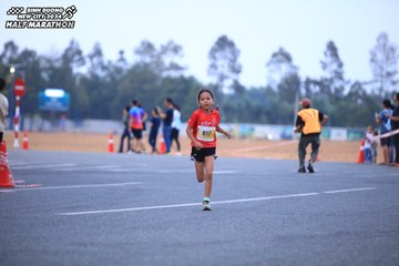 BINH DUONG NEW CITY HALF MARATHON 2024 - Ảnh #1727954
