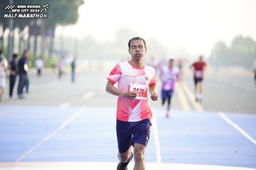 BINH DUONG NEW CITY HALF MARATHON 2024 - Ảnh #1757275