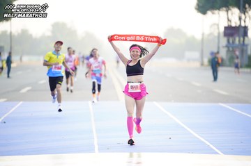 BINH DUONG NEW CITY HALF MARATHON 2024 - Ảnh #1757369