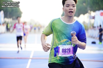BINH DUONG NEW CITY HALF MARATHON 2024 - Ảnh #1758367