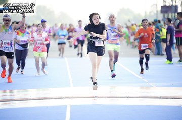 BINH DUONG NEW CITY HALF MARATHON 2024 - Ảnh #1759215