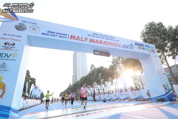 BINH DUONG NEW CITY HALF MARATHON 2024 - Ảnh #1819858