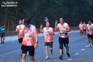 BINH DUONG NEW CITY HALF MARATHON 2024 - Ảnh #1750413