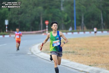 BINH DUONG NEW CITY HALF MARATHON 2024 - Ảnh #1735039