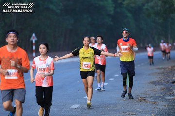 BINH DUONG NEW CITY HALF MARATHON 2024 - Ảnh #1750245