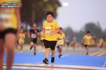 BINH DUONG NEW CITY HALF MARATHON 2024 - Ảnh #1724377