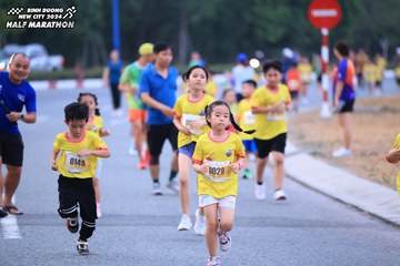 BINH DUONG NEW CITY HALF MARATHON 2024 - Ảnh #1726661