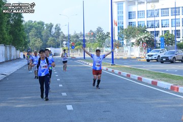 BINH DUONG NEW CITY HALF MARATHON 2024 - Ảnh #1770811