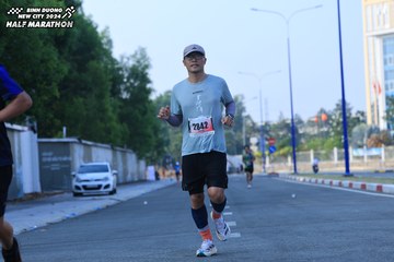 BINH DUONG NEW CITY HALF MARATHON 2024 - Ảnh #1763730