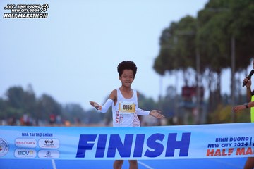 BINH DUONG NEW CITY HALF MARATHON 2024 - Ảnh #1727459