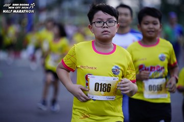 BINH DUONG NEW CITY HALF MARATHON 2024 - Ảnh #1724733