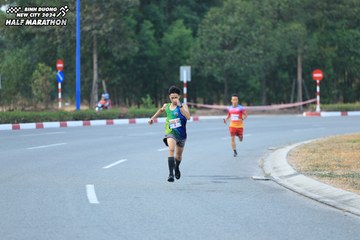 BINH DUONG NEW CITY HALF MARATHON 2024 - Ảnh #1735024