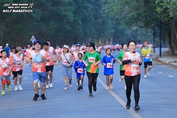 BINH DUONG NEW CITY HALF MARATHON 2024 - Ảnh #1772371