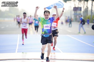 BINH DUONG NEW CITY HALF MARATHON 2024 - Ảnh #1757792