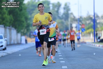 BINH DUONG NEW CITY HALF MARATHON 2024 - Ảnh #1765305