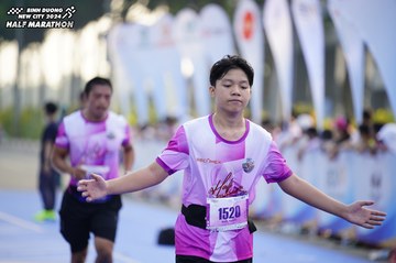 BINH DUONG NEW CITY HALF MARATHON 2024 - Ảnh #1761700