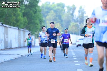 BINH DUONG NEW CITY HALF MARATHON 2024 - Ảnh #1767894