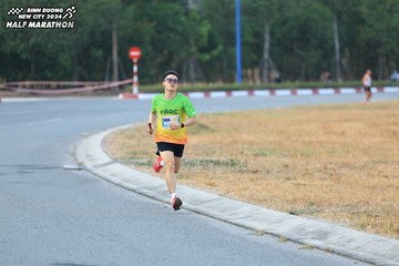 BINH DUONG NEW CITY HALF MARATHON 2024 - Ảnh #1735158