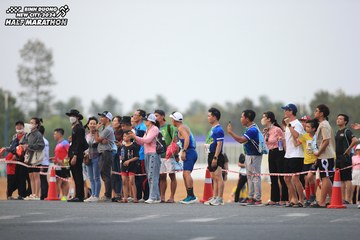 BINH DUONG NEW CITY HALF MARATHON 2024 - Ảnh #1737038
