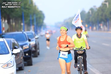 BINH DUONG NEW CITY HALF MARATHON 2024 - Ảnh #1739785