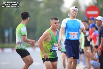 BINH DUONG NEW CITY HALF MARATHON 2024 - Ảnh #1736854