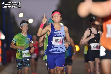 BINH DUONG NEW CITY HALF MARATHON 2024 - Ảnh #1756027