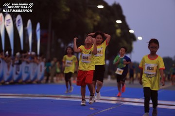 BINH DUONG NEW CITY HALF MARATHON 2024 - Ảnh #1729218
