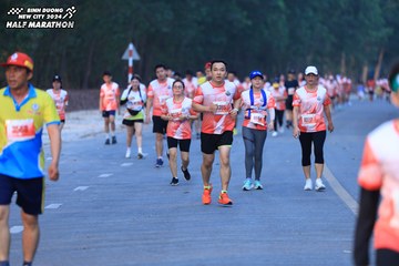 BINH DUONG NEW CITY HALF MARATHON 2024 - Ảnh #1750807