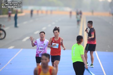 BINH DUONG NEW CITY HALF MARATHON 2024 - Ảnh #1739378